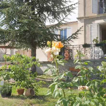 Image 9 - 04300 Forcalquier, France - Apartment for rent