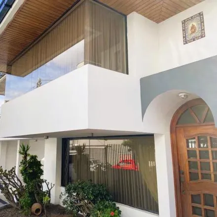 Image 2 - Casa, De los Lirios, 170124, Comuna Miraflores, Ecuador - Apartment for sale