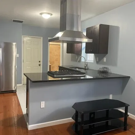 Rent this 2 bed apartment on 706-8 W Porter St Unit 2 in Philadelphia, Pennsylvania