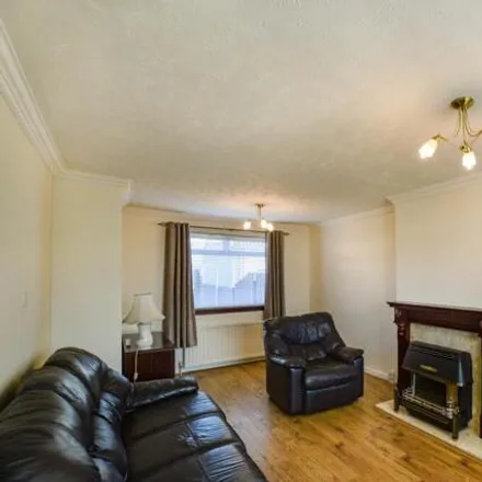 Image 2 - Bell Crescent, Irvine, KA12 9JR, United Kingdom - Duplex for sale