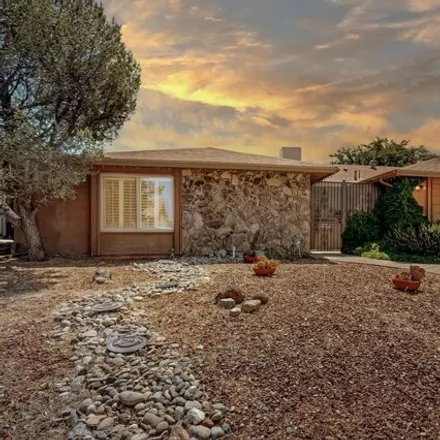 Buy this 3 bed house on 1220 Hiawatha Dr NE in Albuquerque, New Mexico
