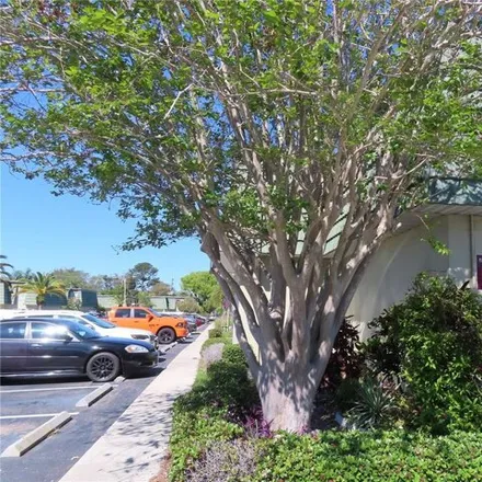Buy this 1 bed condo on Greenlea Drive in Clearwater, FL 34615