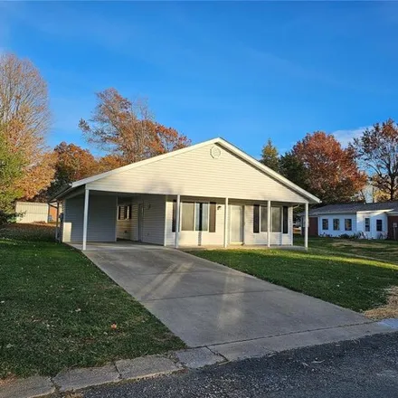 Buy this 3 bed house on 1102 Birch Ln in Sparta, Illinois