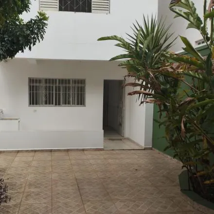 Rent this 4 bed house on Residencial Londres in Rua Léa Maria Brandão Russo 89, Vila São Bento