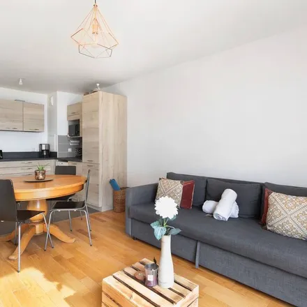 Rent this 2 bed apartment on 83 C Rue du Faubourg du Temple in 75010 Paris, France