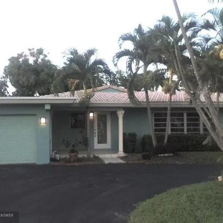 Image 2 - 2061 Northeast 24th Street, Middle River Manor, Wilton Manors, FL 33305, USA - House for rent