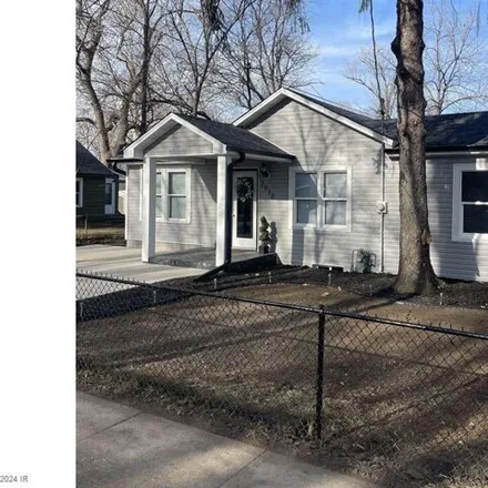 Buy this 3 bed house on 2846 Raccoon Street in Des Moines, IA 50317