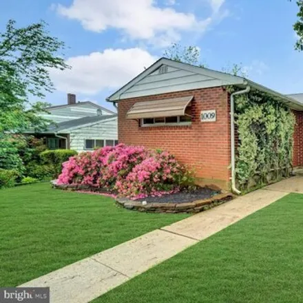Buy this 3 bed house on 1009 Hallimont Road in Catonsville, MD 21228
