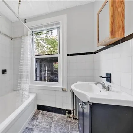Image 3 - 218 9th St, Brooklyn, New York, 11215 - House for sale