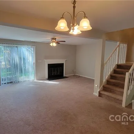 Image 5 - 5908 Bayswater Lane, Charlotte, NC 28212, USA - Townhouse for sale