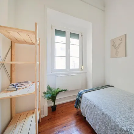 Image 1 - Rua Augusto Gil, Lisbon, Portugal - Room for rent