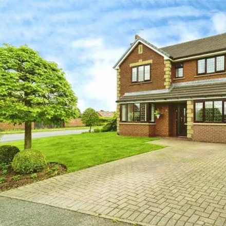 Buy this 4 bed house on Linkside Way in Ellesmere Port, CH66 2GD