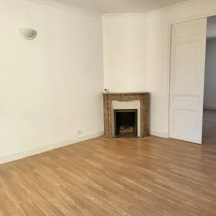 Rent this 2 bed apartment on Complissimo in Rue du Général Leclerc, 95600 Eaubonne