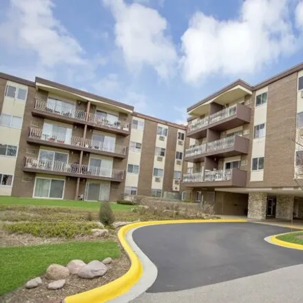 Buy this 2 bed condo on unnamed road in Lombard, IL 60148
