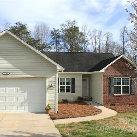Buy this 3 bed house on 1767 Herbie Circle in Catawba County, NC 28658