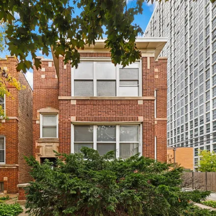 Image 1 - 6417 North Magnolia Avenue, Chicago, IL 60626, USA - Duplex for sale