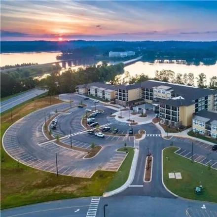 Buy this 3 bed condo on Lakeside Lodge in 13500 Clemson Boulevard, Seneca