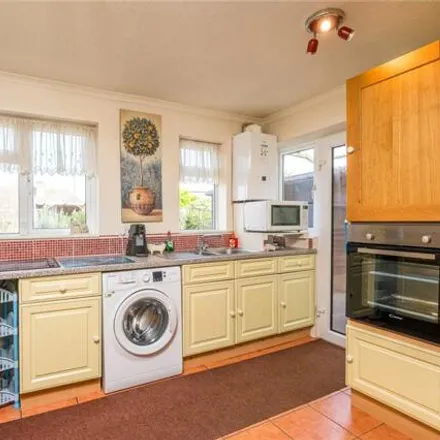 Image 7 - Westbury Road, North Avenue, Southend-on-Sea, SS2 5HU, United Kingdom - House for sale