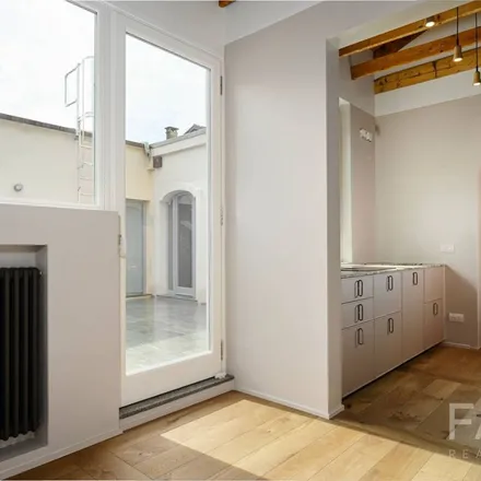 Image 6 - Via Bigli 24, 20121 Milan MI, Italy - Apartment for rent