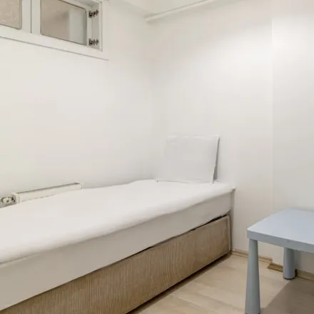 Rent this 1 bed apartment on Hasan Cevdet Paşa Sokağı in 34365 Şişli, Turkey