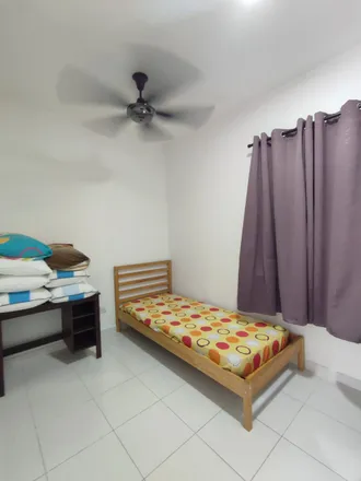 Rent this 3 bed apartment on unnamed road in Alam Damai, 56000 Kuala Lumpur