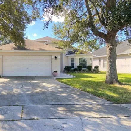 Rent this 3 bed house on 11731 Hatcher Circle in Southchase, Orange County