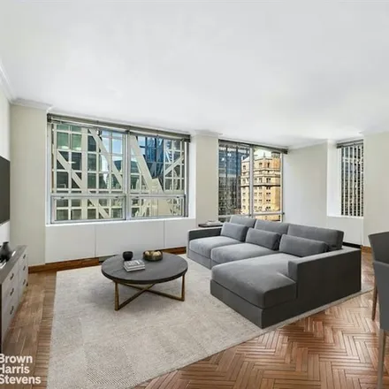 Image 2 - 15 WEST 53RD STREET 26E in New York - Apartment for sale