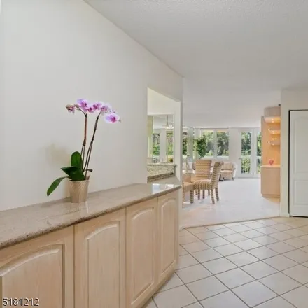 Image 3 - 2 Orange Place, West Orange, NJ 07052, USA - Condo for sale