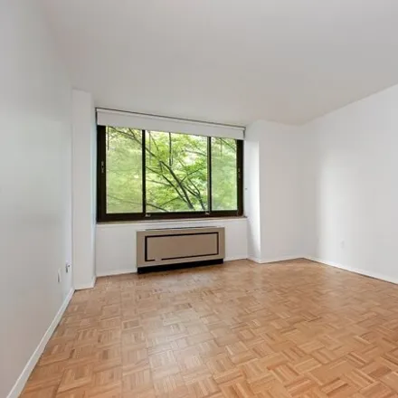 Buy this 1 bed condo on Hudson View West Condominium in 300 Albany Street, New York