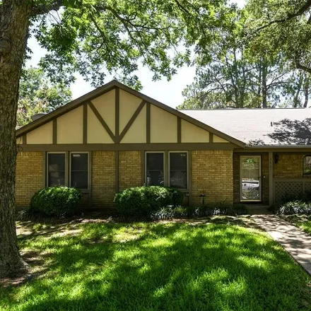 Buy this 3 bed house on 3421 Dovecreek Drive in Arlington, TX 76016