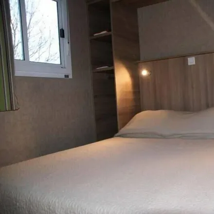Rent this 2 bed house on Esparron de Verdon in Corniche des Aires, 04800 Esparron-de-Verdon