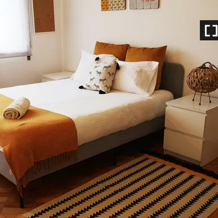 Rent this 5 bed apartment on Rua da Póvoa in 4000-077 Porto, Portugal