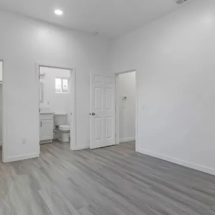 Image 2 - 15147 Morrison Street, Los Angeles, CA 91403, USA - Apartment for rent