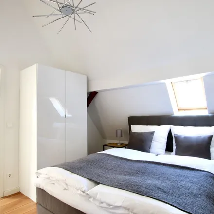 Rent this 1 bed apartment on Spielplatz Theodor-Heuss-Ring Süd in Clever Straße, 50668 Cologne