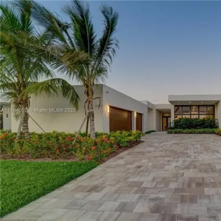 Rent this 6 bed house on Botaniko Road North in Weston, FL 33326