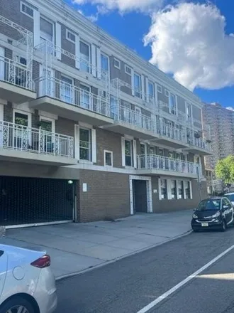 Buy this 1 bed condo on 5311 Kennedy Blvd E Apt 2 in West New York, New Jersey