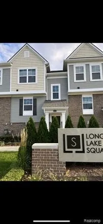 Buy this 2 bed condo on Treeside Lane in Troy, MI 48098
