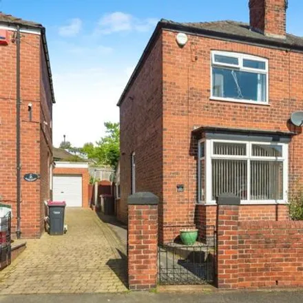 Buy this 2 bed duplex on Bradgate Lane in Rotherham, S61 1QJ