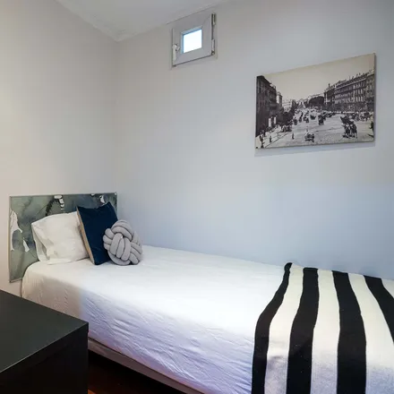 Rent this 1 bed room on Calle de San Bernardo in 4, 28013 Madrid