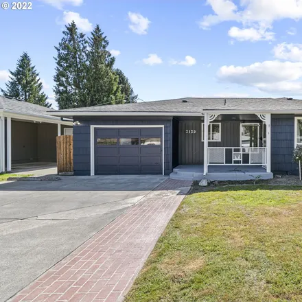Buy this 4 bed house on 3139 Maple Street in Longview, WA 98632