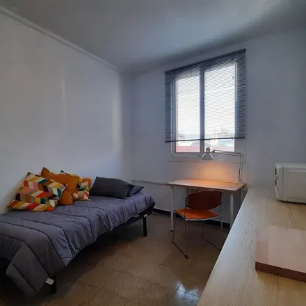 Image 1 - Carrer del Rabí Rubén, 08001 Barcelona, Spain - Apartment for rent