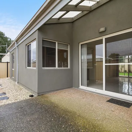 Rent this 3 bed apartment on Bakker Place in Maffra VIC 3860, Australia