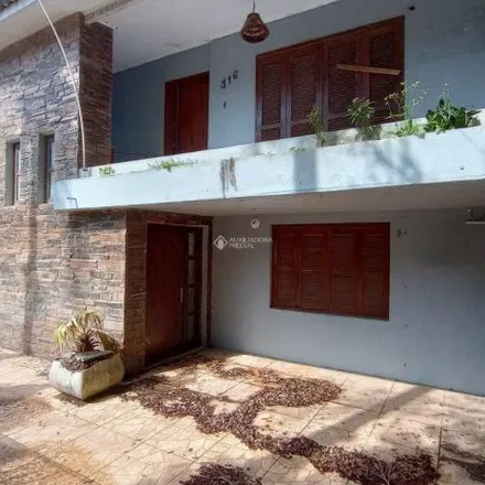 Buy this 5 bed house on Avenida Farroupilha in Florida, Guaíba - RS