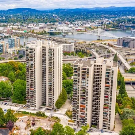 Buy this 2 bed condo on Madison Tower in 2309 Southwest 1st Avenue, Portland