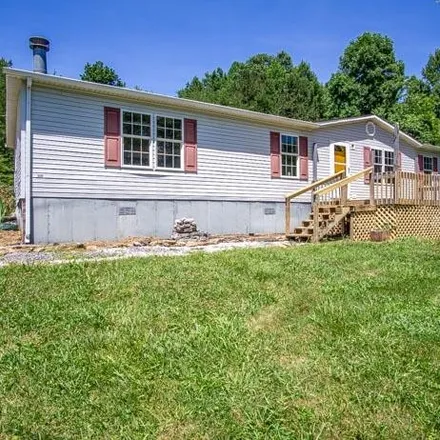 Buy this 3 bed house on 1 Hopkins Cemetery Road in Campgrounds, KY 40740