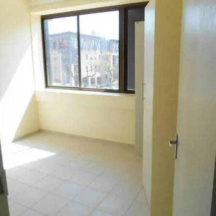 Rent this 2 bed apartment on 93 Bourke Street in Lukasrand, Pretoria