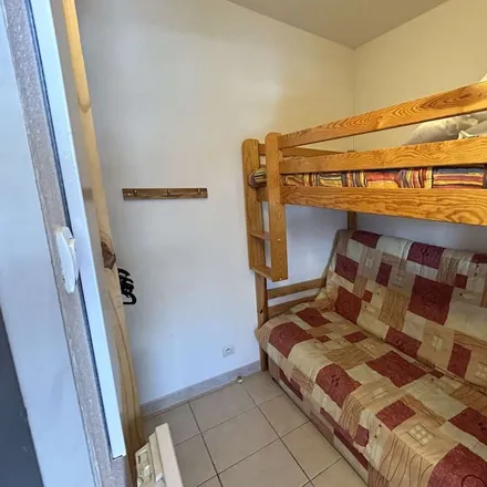 Rent this 2 bed apartment on Réallon in Hautes-Alpes, France