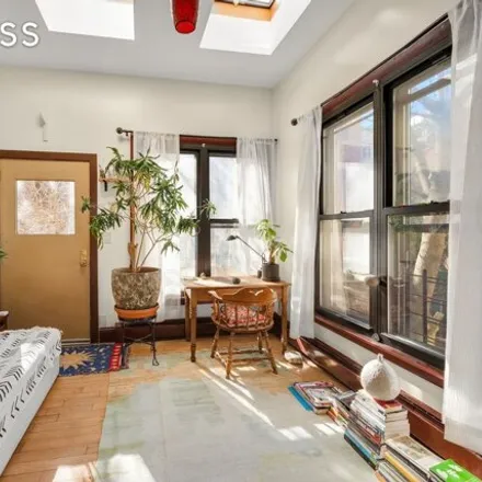 Image 3 - 112 W 119th St Unit Twhs, New York, 10026 - House for sale
