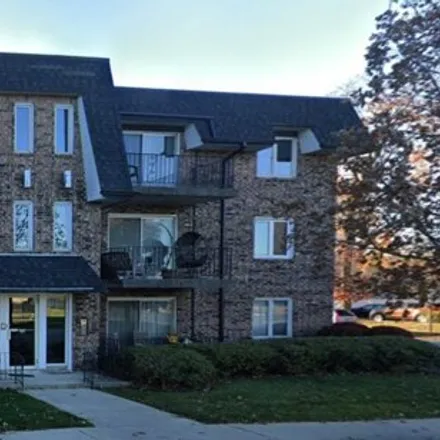 Buy this 2 bed condo on 108th Street in Oak Lawn, IL 60453