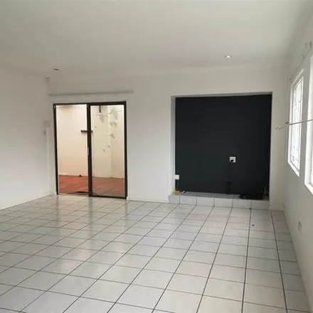 Image 3 - Stephen Dlamini Road, Essenwood, Durban, 4001, South Africa - Apartment for rent